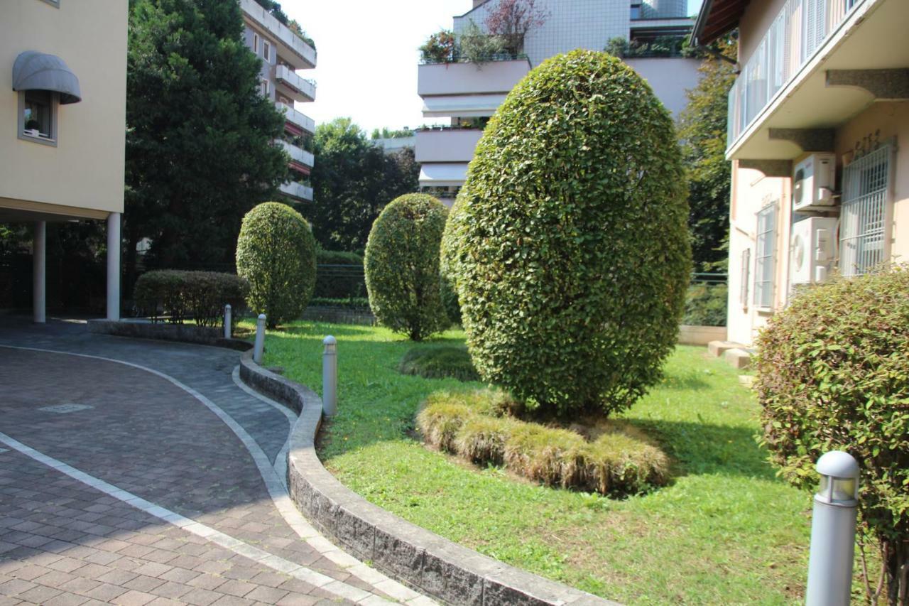 Parco Di Monza Apartment Exteriér fotografie